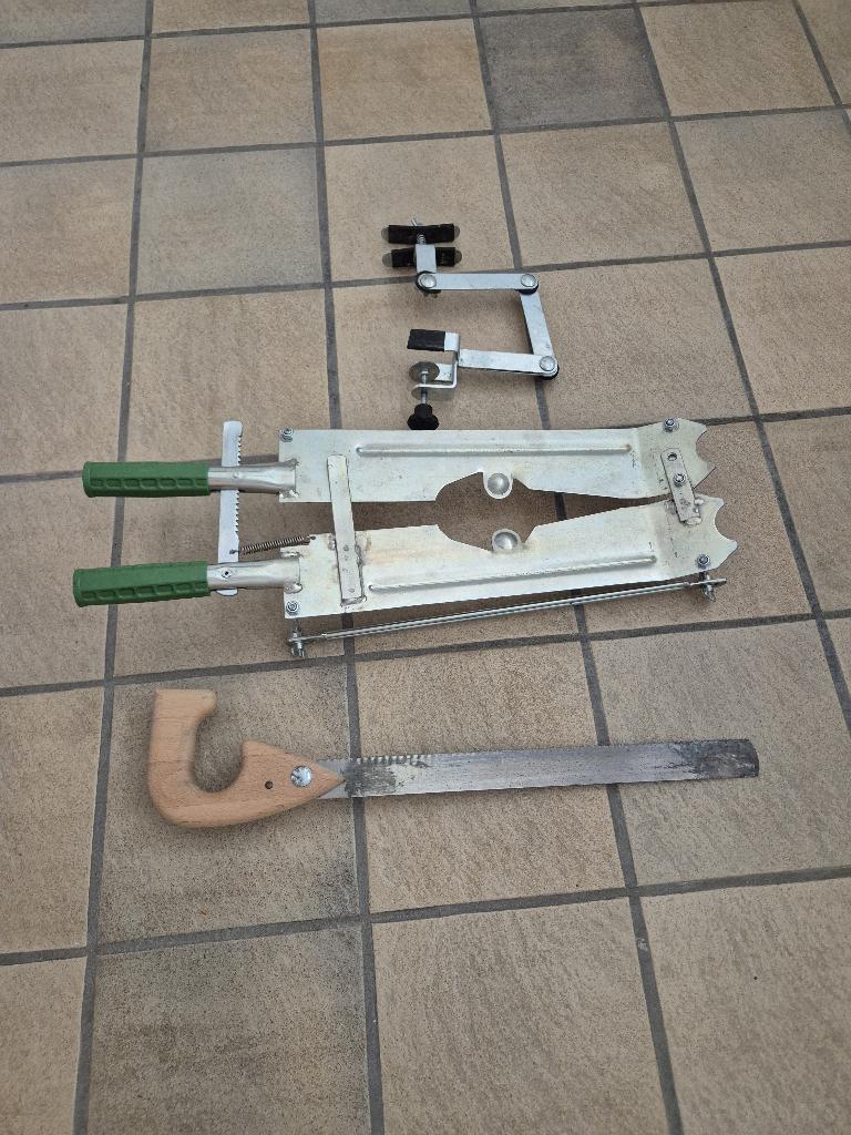 Ree schedel zaag set en schedelklem voor afkoken schedel, Verzamelen, Dierenverzamelingen, Ophalen of Verzenden, Gebruikt, Hert