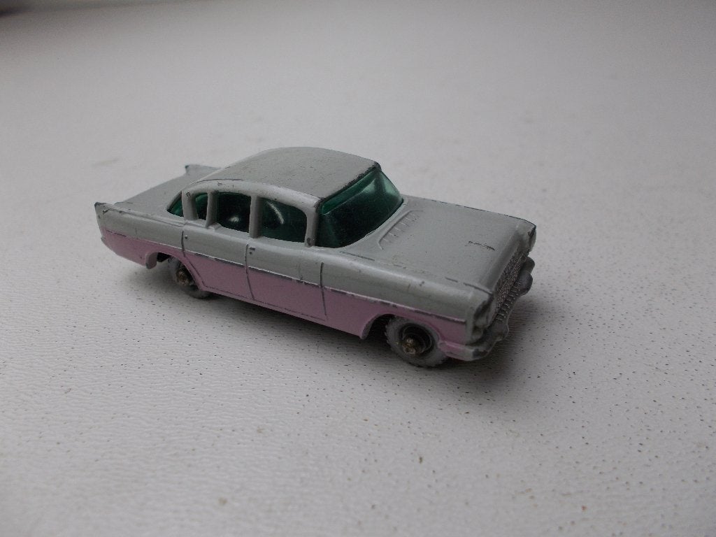 1958 Lesney Matchbox No. 22B VAUXHALL CRESTA (Two-Tone)
