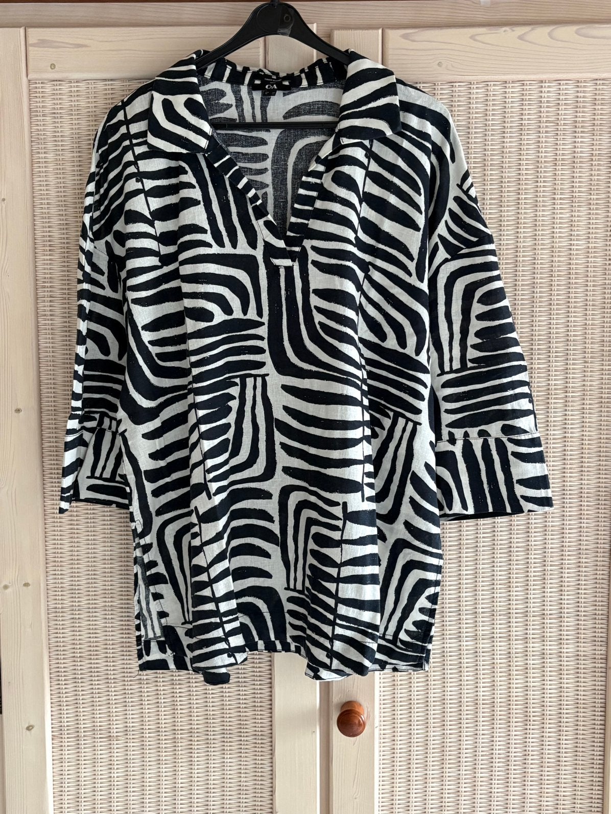 Linnen blouse nieuw, Ophalen of Verzenden, Nieuw, Maat 42/44 (L), Zwart