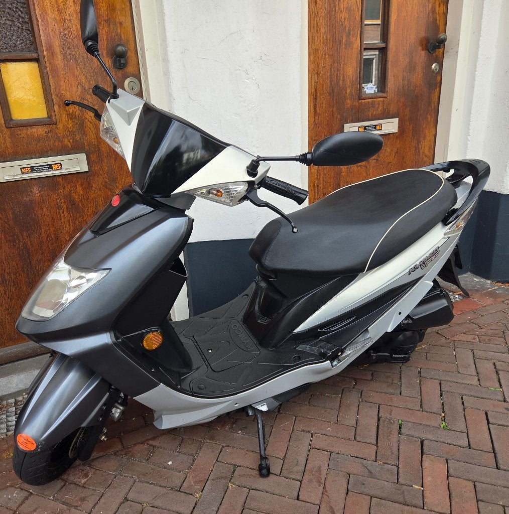 kymco Vp50 snor 1050, brom 1249 bij Scooterforyou, Zwolle, Ophalen, Gebruikt, 0 versnellingen, 50 cc