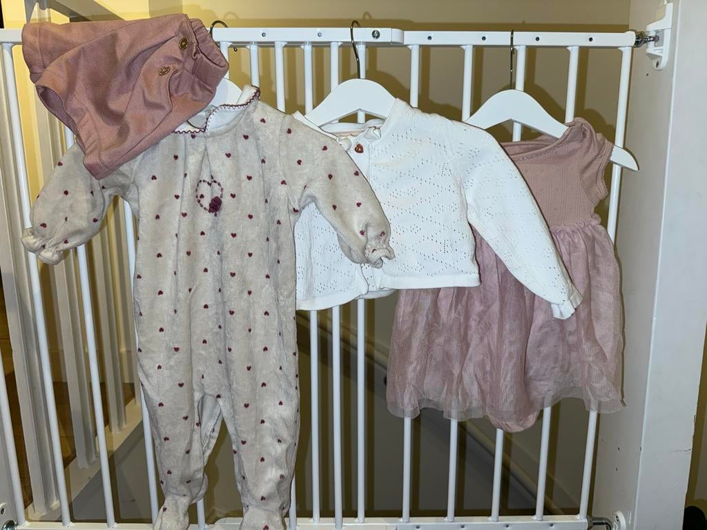 Meisjes kleding bundel maat 62-68, pastel, Mayoral, H&M, Ophalen of Verzenden, Zo goed als nieuw, Meisje, Setje