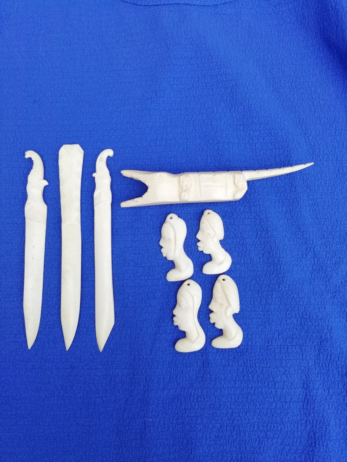 Set van 8 antieke handgesneden beelden, Overige onderwerpen, Minder dan 20 cm, Natuurlijk materiaal, Ophalen of Verzenden