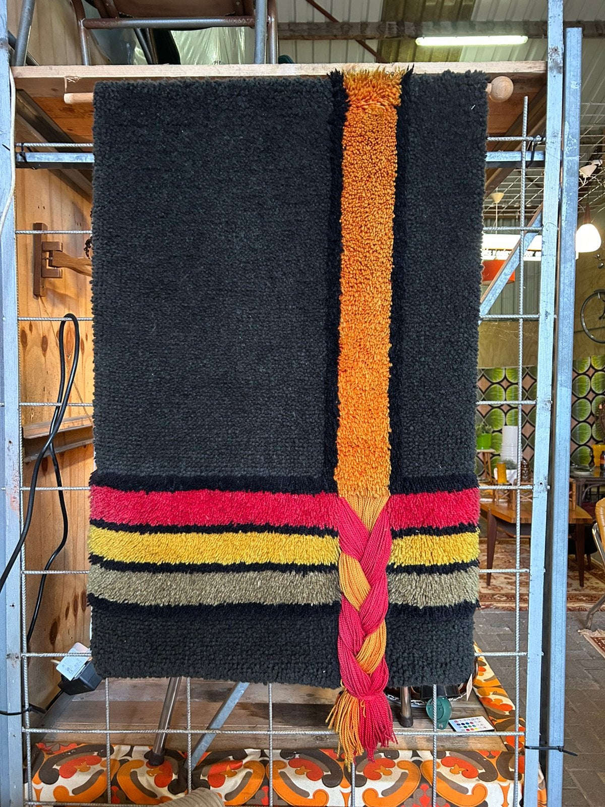 Vintage 70’s groot smyrna wandkleed, oranje rood, ?, Zo goed als nieuw, Meerkleurig, Vintage