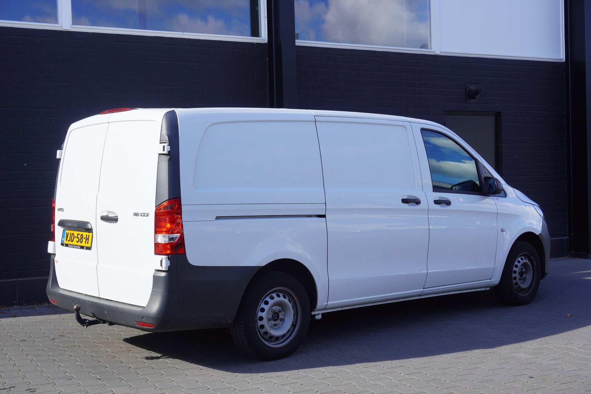 Mercedes-Benz Vito 116 CDI Lang - EURO 6 - Airco - Navi - Cr, Auto's, Gebruikt, 4 cilinders, 1972 kg, Bedrijf