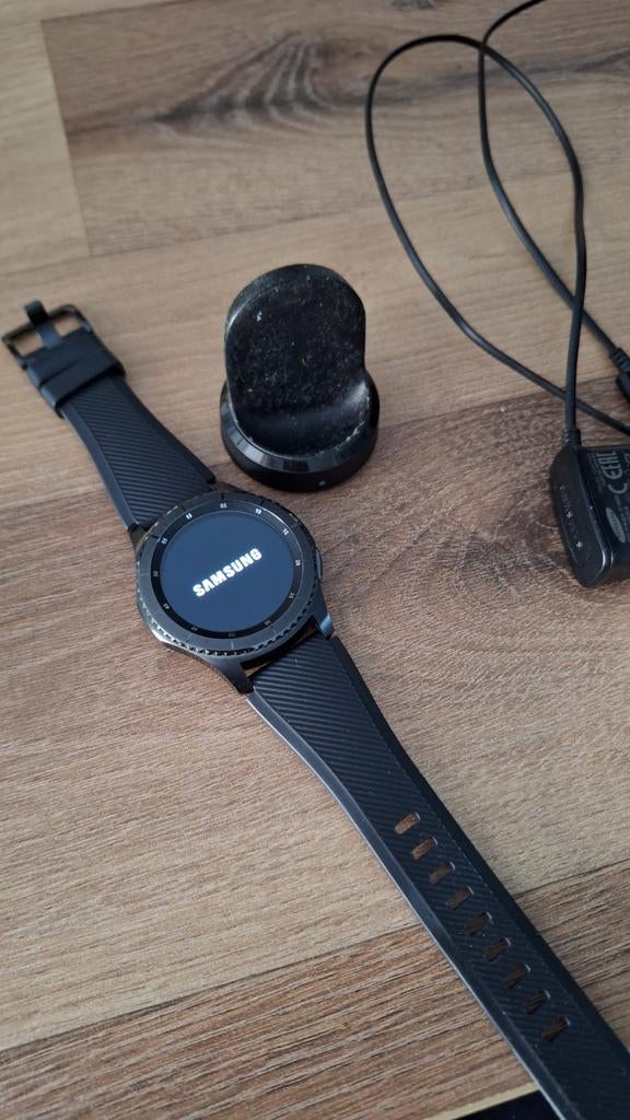 Samsung Smartwatch Frontier S3 met lader, Sieraden, Tassen en Uiterlijk, Smartwatches, GPS, Zwart, Ophalen of Verzenden, Zo goed als nieuw
