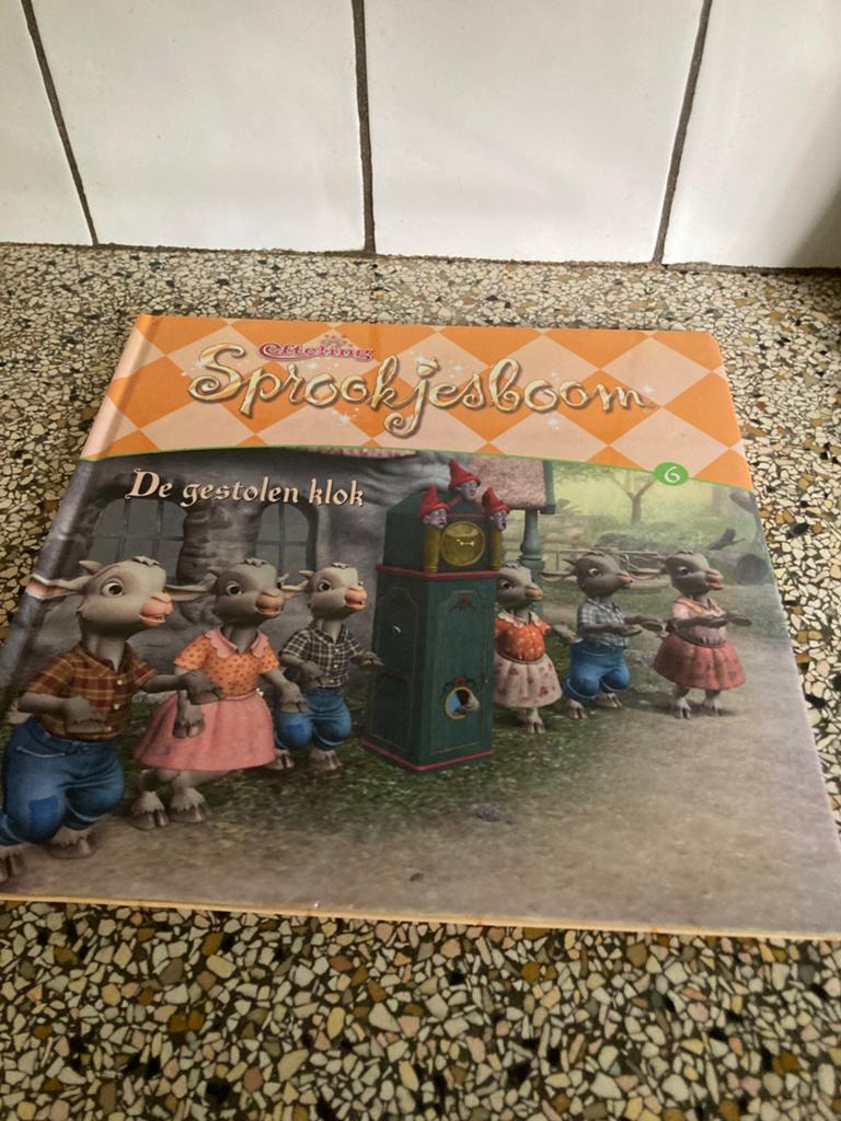 Sprookjesboom boek, Ophalen of Verzenden, Zo goed als nieuw, Fictie algemeen