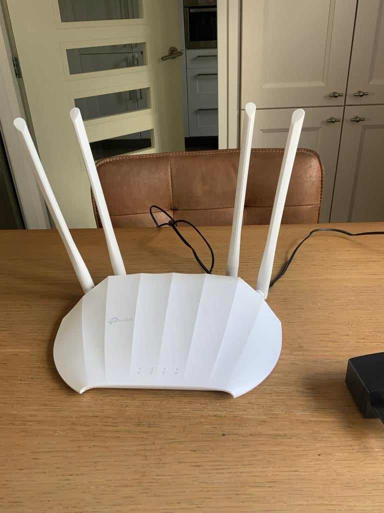 TP-Link AC1200 Wireless Gigabit Access Point TL-WA1201, Ophalen of Verzenden, Zo goed als nieuw