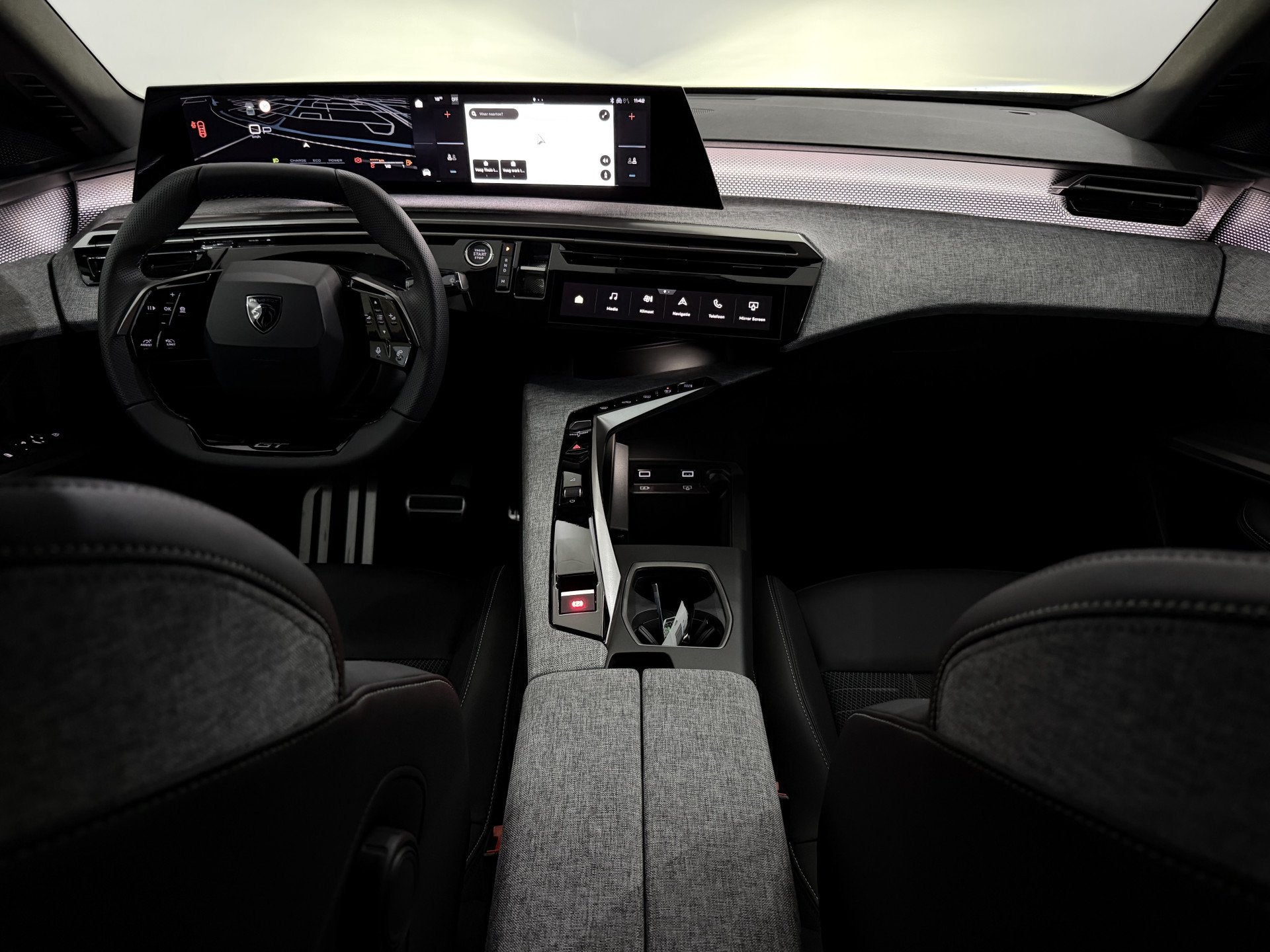 Peugeot 5008 1.2 Hybrid 145 GT 7P Camera, Navi, Virtual desk, Gebruikt, 1199 cc, Bedrijf, Hybride Elektrisch/Benzine