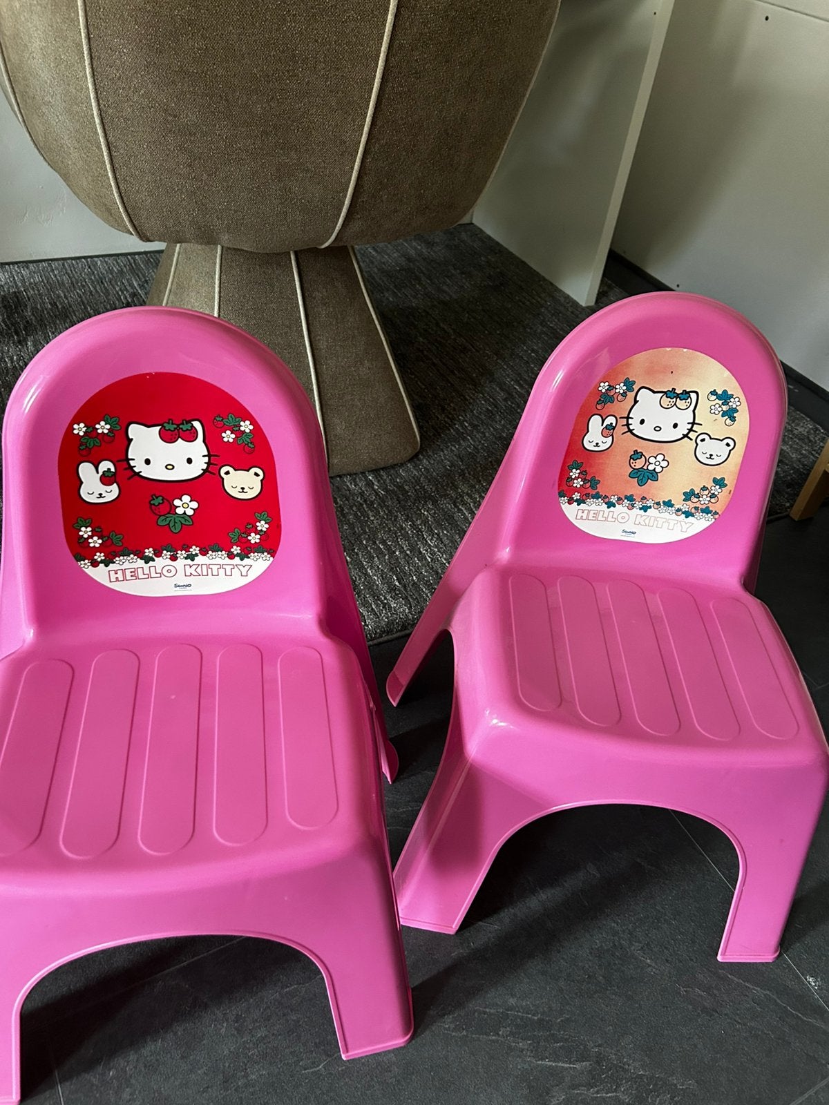 2 hello kitty stoeltjes, Ophalen, Zo goed als nieuw, Stoel(en)