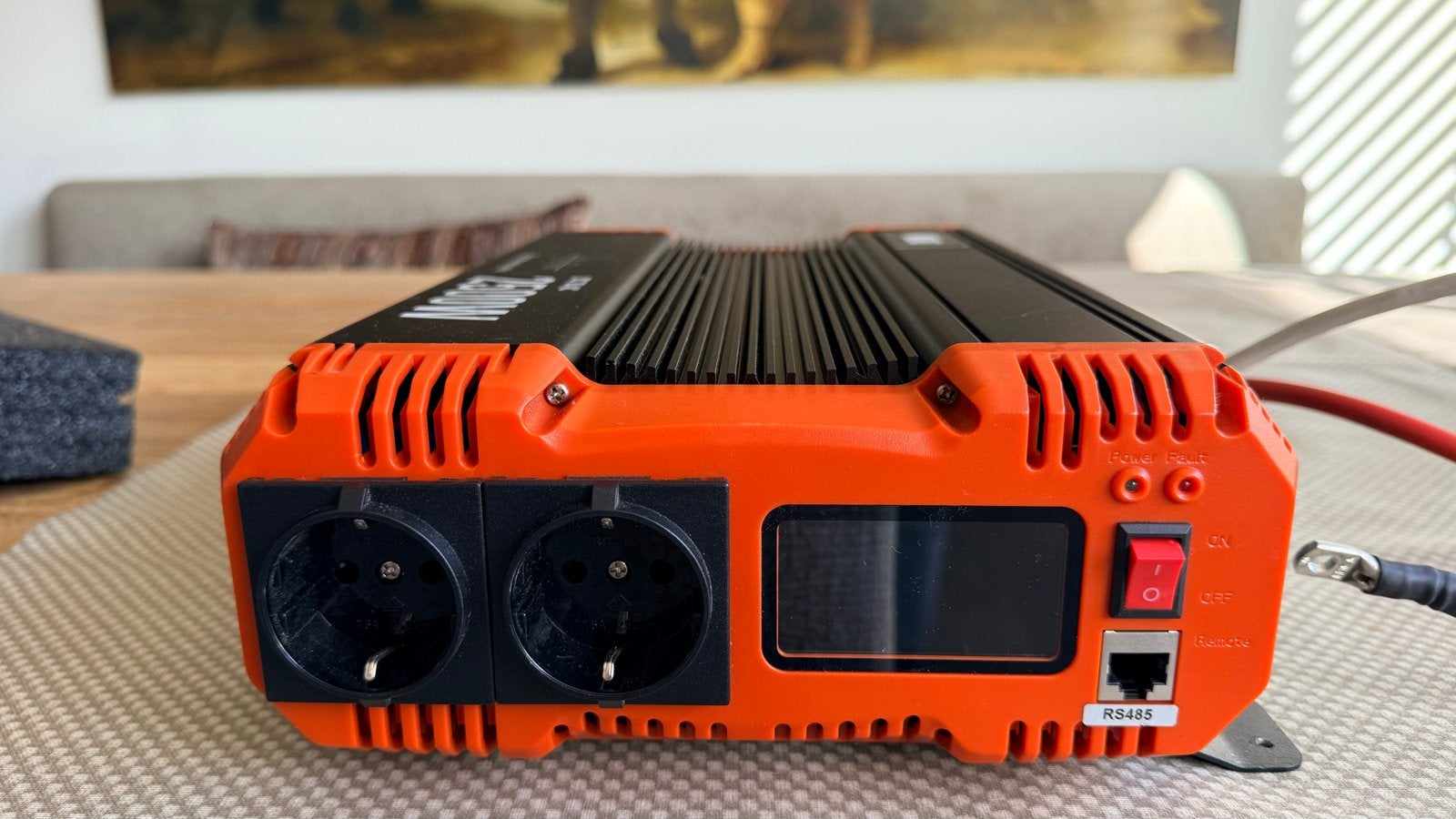 OMVORMER HNDRKS Pure Sinus 2500W DC naar AC 24V, Ophalen of Verzenden, Zo goed als nieuw
