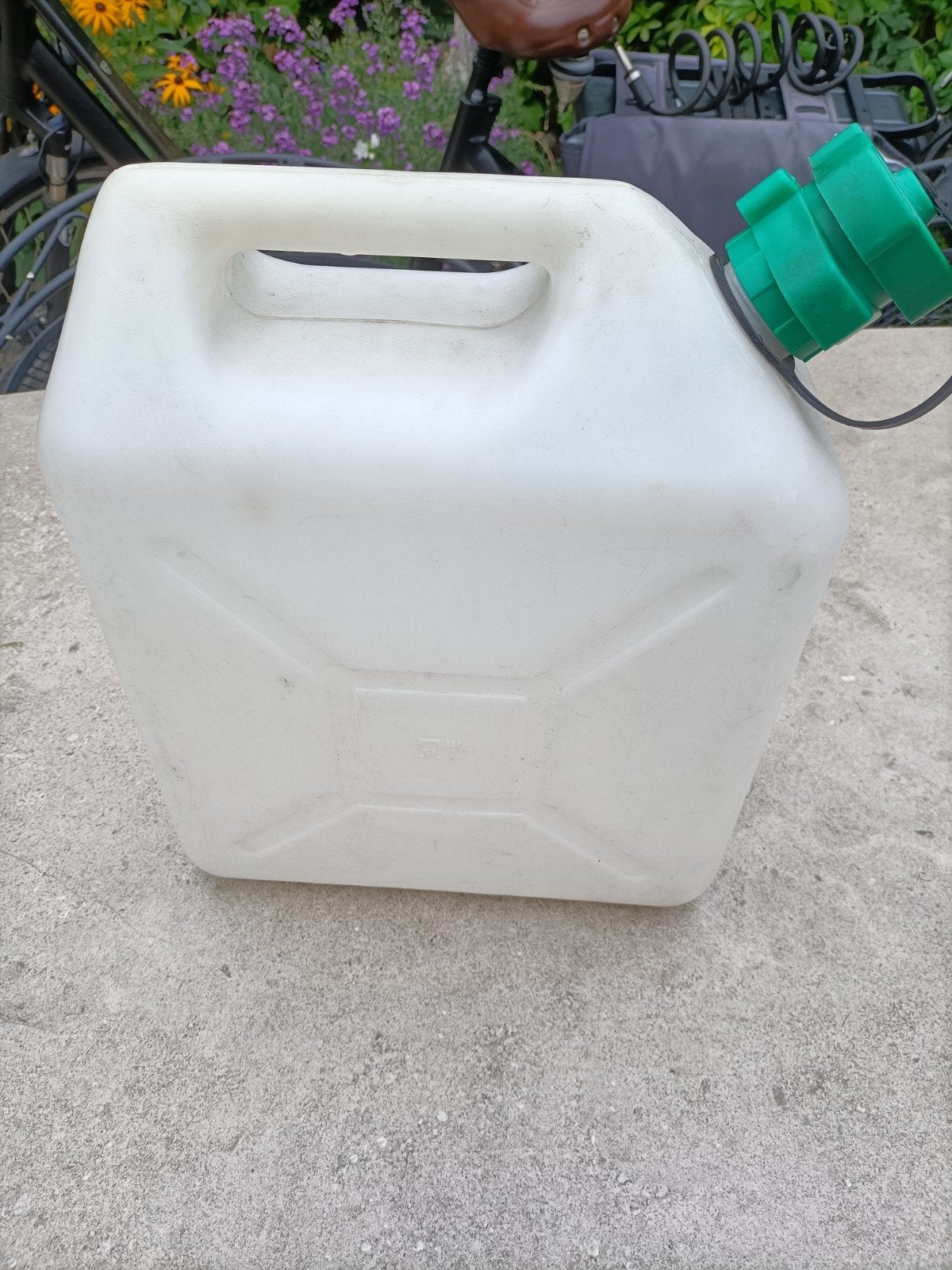 10 liter water jerrycan met ontluchting, Ophalen, Gebruikt