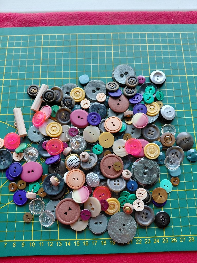Setje gebruikte knopen 21, Ophalen of Verzenden, Gebruikt, Knoop of Knopen