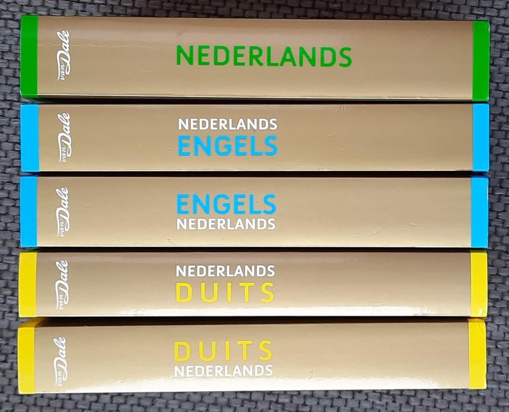 Woordenboeken Nederlands, Engels en Duits, Boeken, Woordenboeken, Ophalen of Verzenden, Gelezen, Van Dale, Overige talen