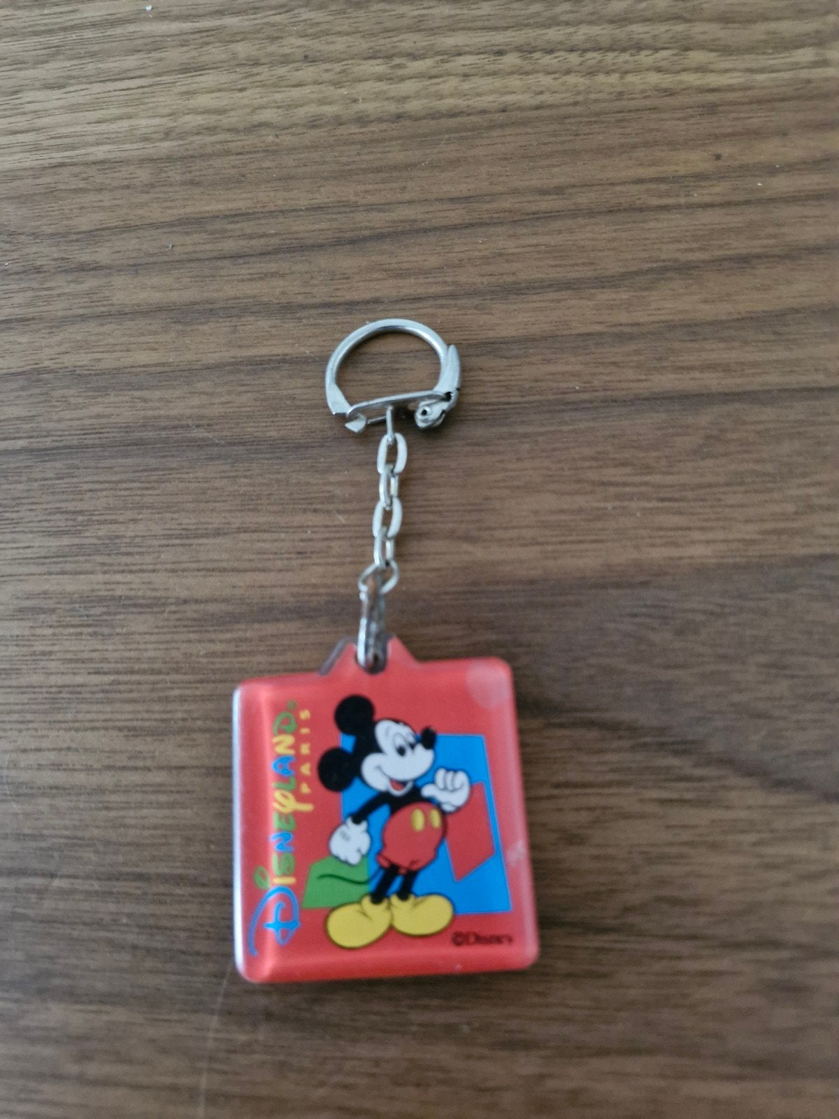 431 Mickey Mouse sleutelhanger Disneyland Parijs, Ophalen of Verzenden, Gebruikt, Knuffel of Figuurtje