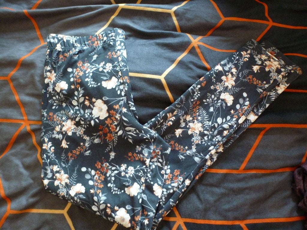 2=1 sportlegging 2x bloem + burgundy pallet 42 -GRATIS zend, Overige kleuren, Verzenden, Maat 42/44 (L), Nieuw