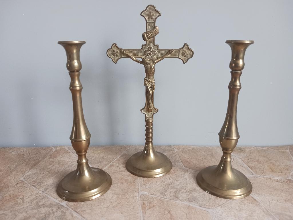 crucifix met 2 kandelaren messing, Antiek en Kunst, Ophalen of Verzenden