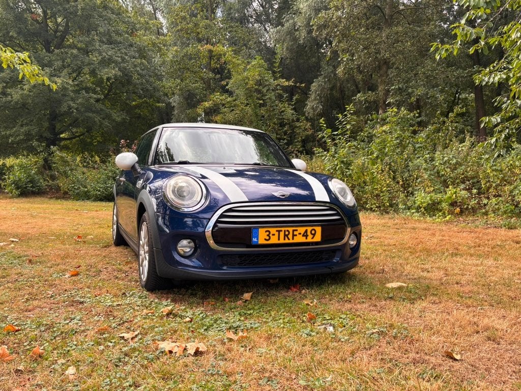 Mini 1.5 Cooper 2014 Blauw, Auto's, Mini, Voorwielaandrijving, 136 pk, Euro 6, 49 €/maand