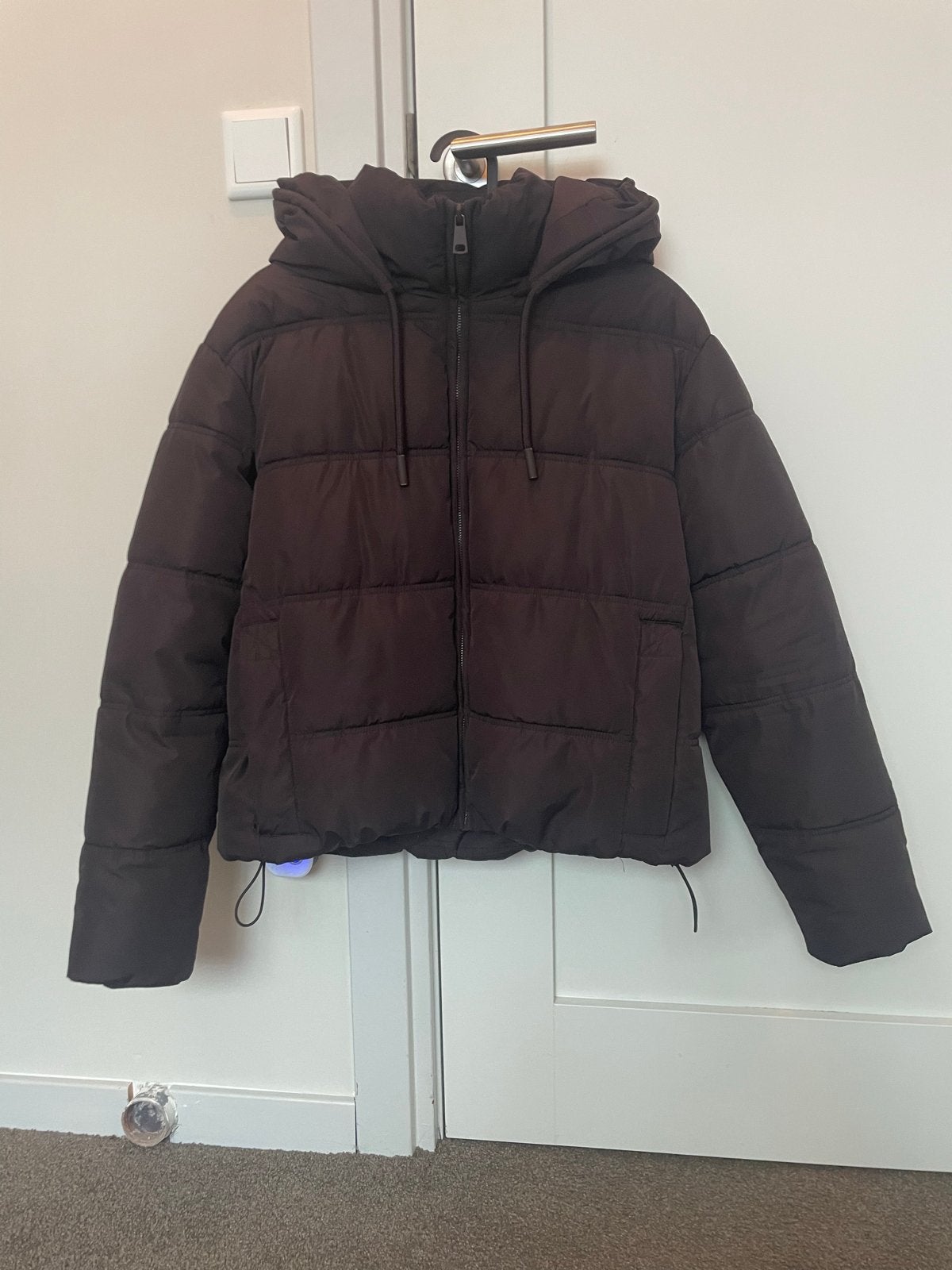 Zara Puffer Jas - Maat XS - Bruin, Kleding | Dames, Ophalen of Verzenden, Zo goed als nieuw, Maat 34 (XS) of kleiner, Bruin