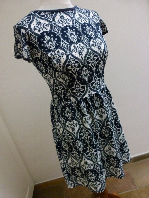 Dorothy Perkins jurk maat 8 = maat 36 blauw wit, Kleding | Dames, Jurken, Overige kleuren, Ophalen of Verzenden, Zo goed als nieuw