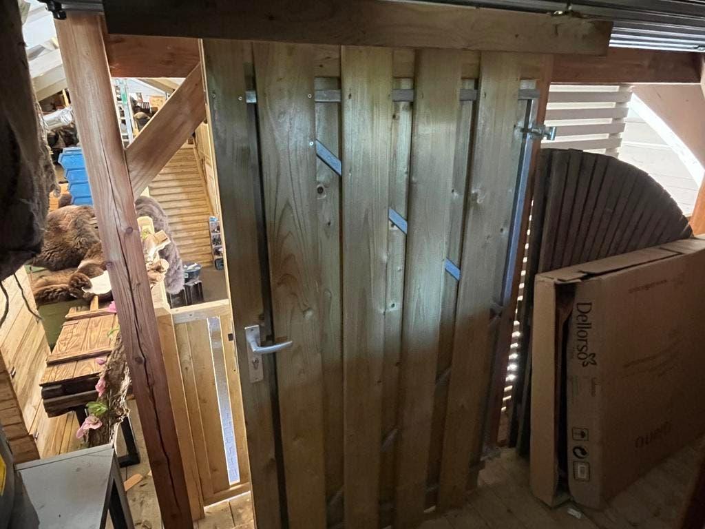 Nieuwe houten tuindeur 1m breed met stalen frame., Tuin en Terras, Tuinpoorten, Ophalen, Minder dan 100 cm, Nieuw, Draaipoort