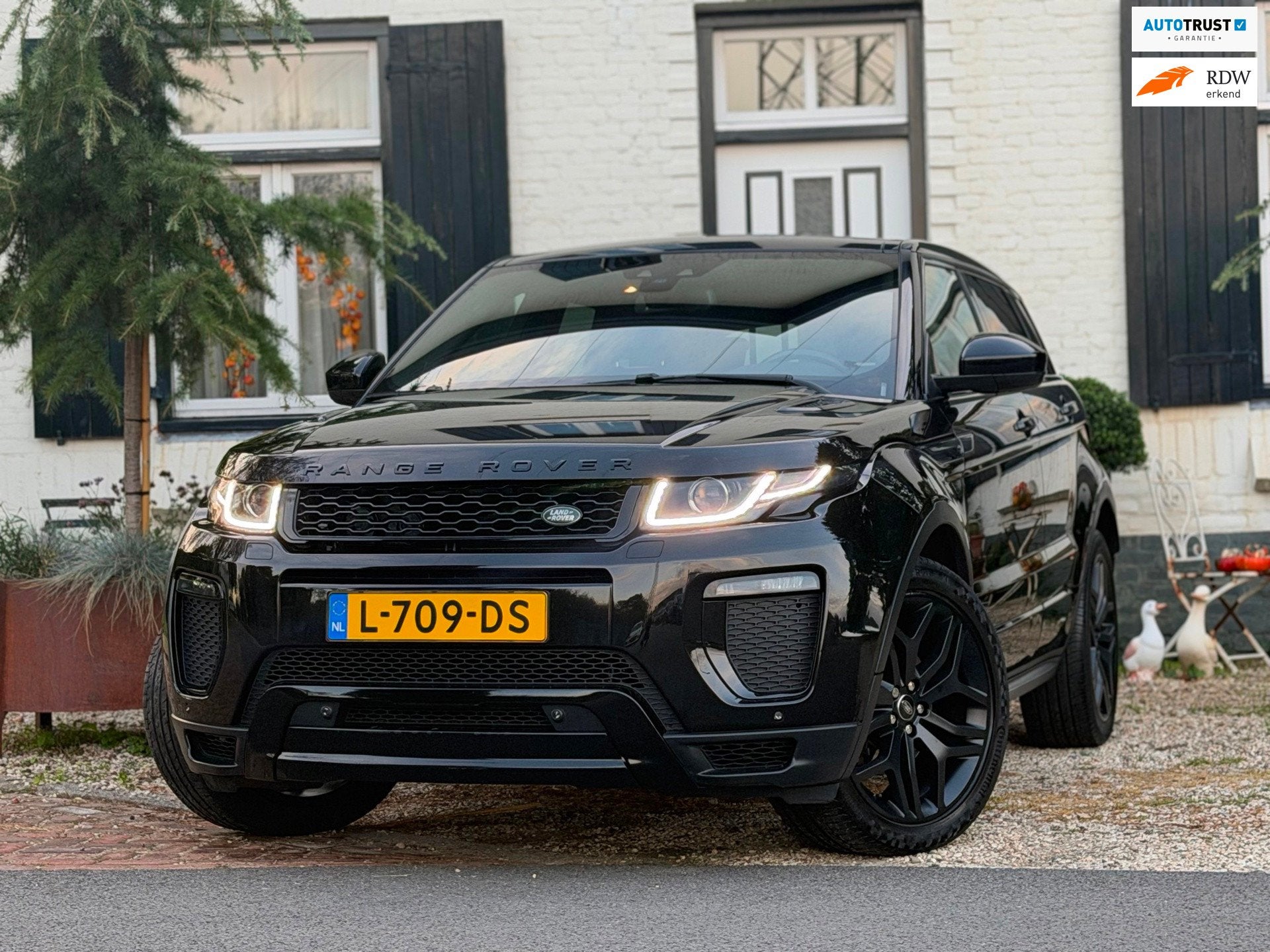 Land Rover Range Rover Evoque 2.0 TD4 Autobiography, Automaat, Gebruikt, 2000 kg, Automatische klimaatregeling