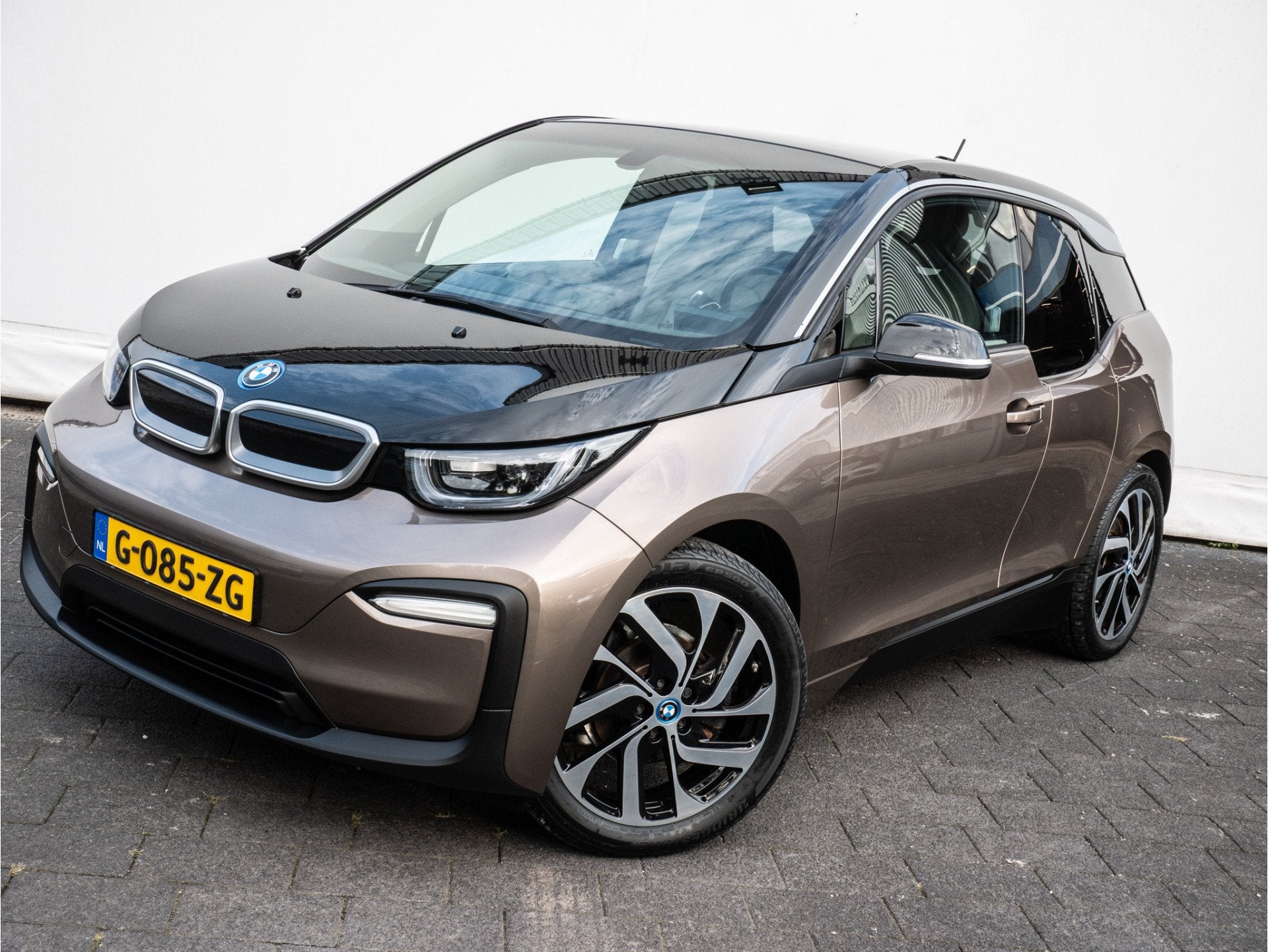 BMW i3 Basis 120Ah 42 kWh SOH 96% Leer/ Stoelverwarming/ Ful, Automaat, Achterwielaandrijving, 170 pk, Automatische klimaatregeling