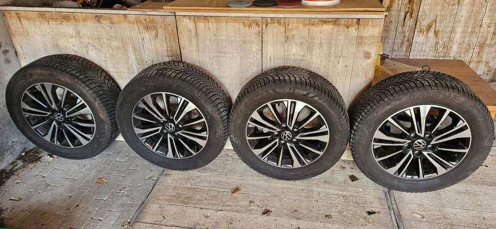 Set VW originele ARACAJU Velgen met banden., Auto-onderdelen, Banden en Velgen, Ophalen of Verzenden