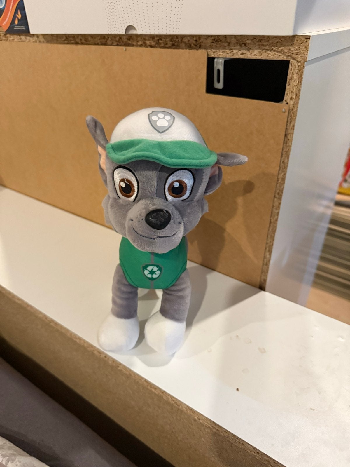 Paw Patrol Rocky knuffel, Grijs, Zo goed als nieuw, Middelgroot (20 tot 80 cm), Paw Patrol