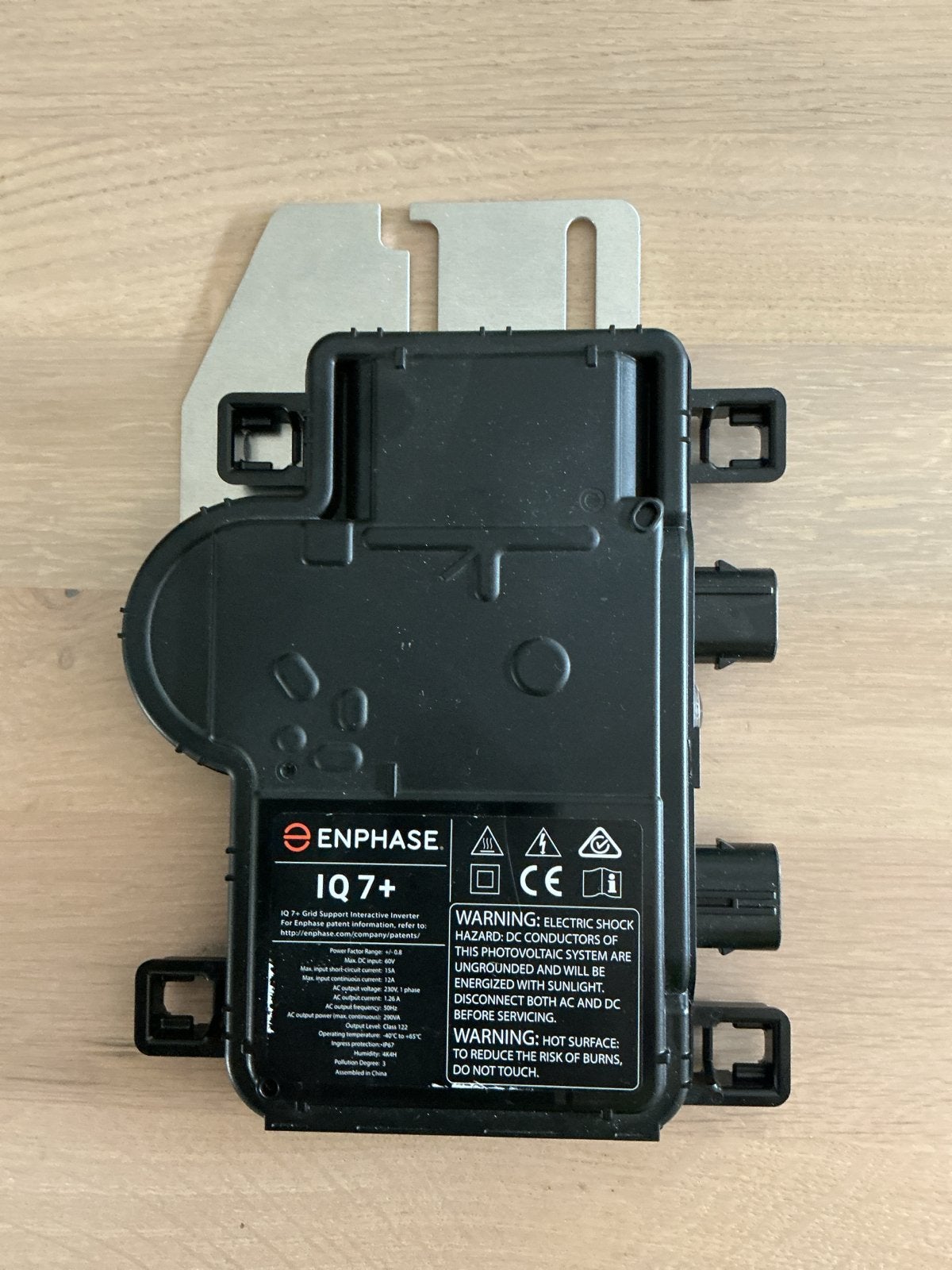 Enphase IQ7+ Micro-omvormer voor zonnepanelen, Ophalen of Verzenden, Zo goed als nieuw, Overige typen