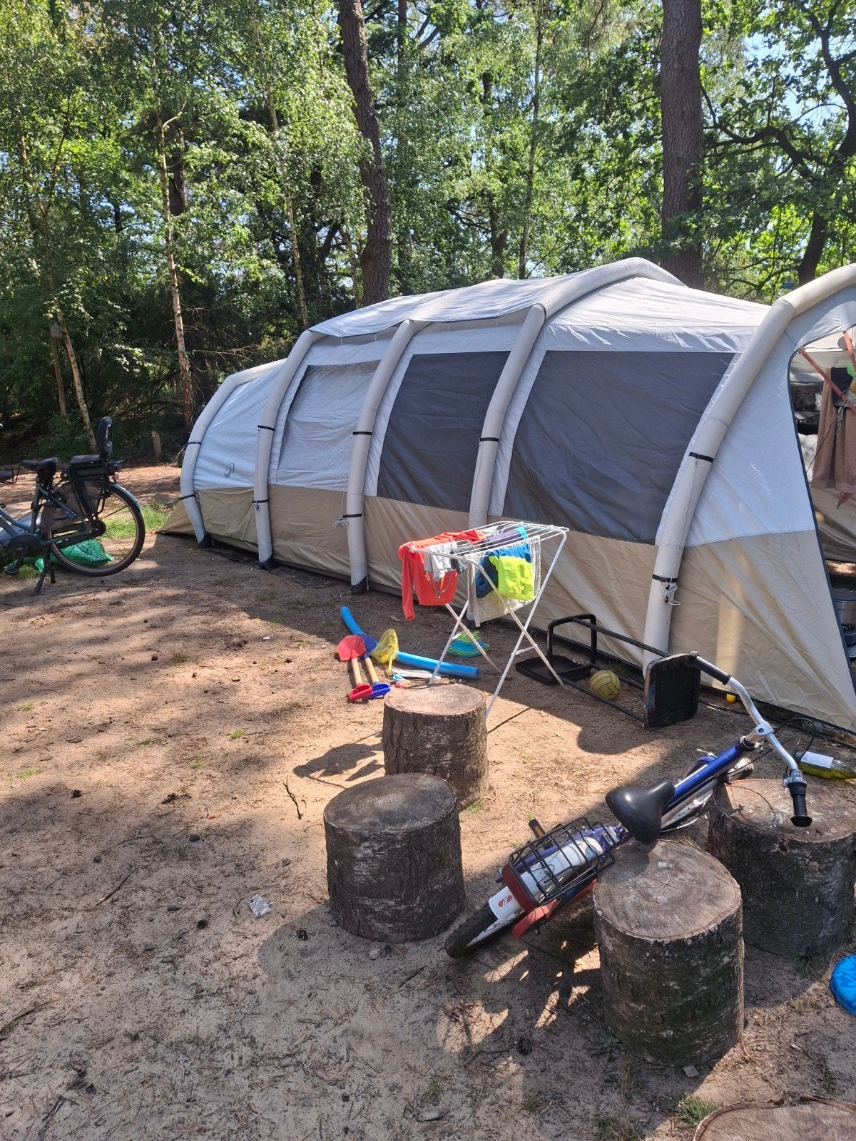 Decathlon Opblaasbare Tent 4.2 XXL Fresh&Black - 4 personen, Caravans en Kamperen, Tenten, Ophalen of Verzenden, Zo goed als nieuw