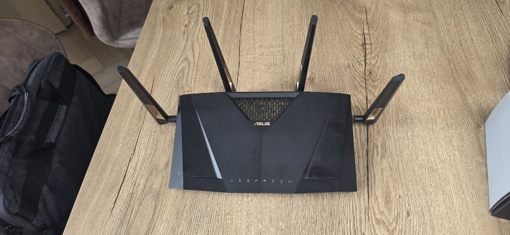 Nieuwstaat Asus RT-AX88U, Router, Asus, Nieuw, Ophalen of Verzenden