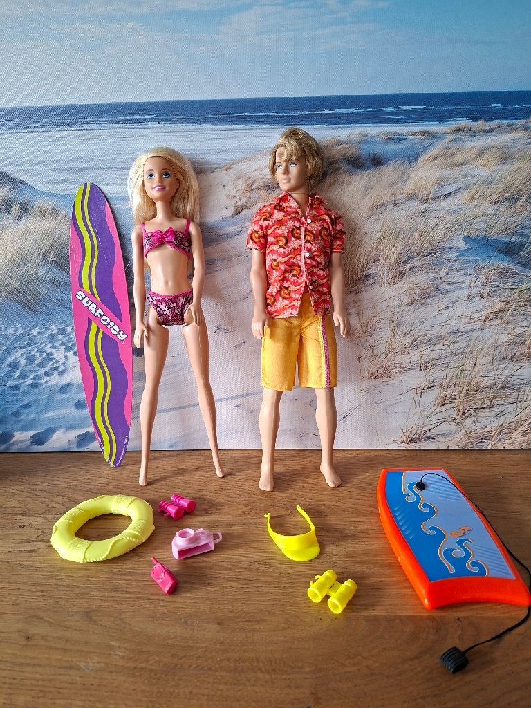 barbie en Ken strand en surf poppen., Ophalen of Verzenden, Zo goed als nieuw, Barbie