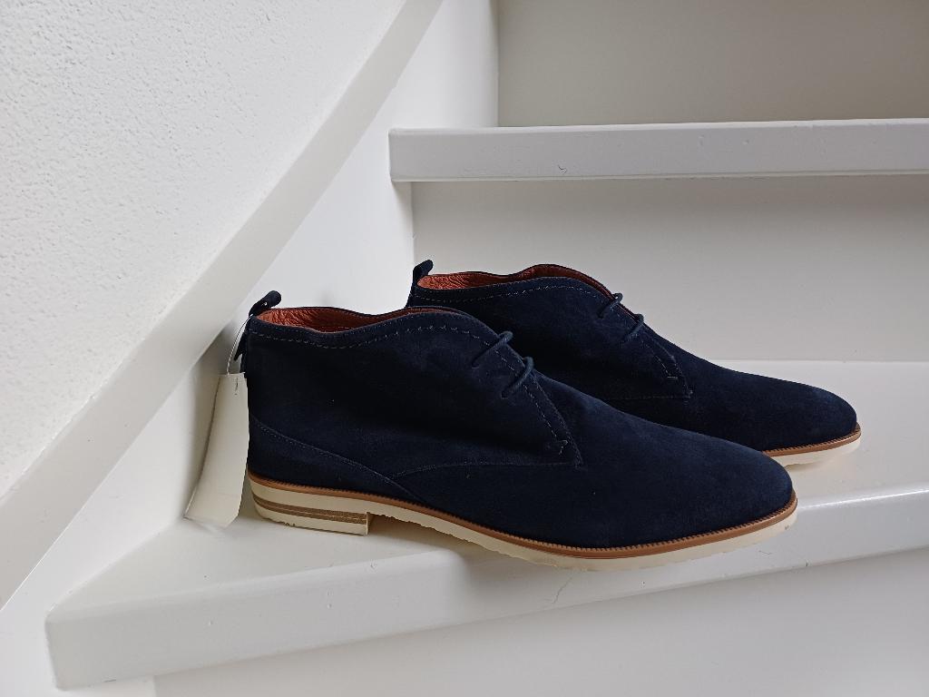 MIA VIA SCHOENEN BLAUW SUEDE NIEUW MET KAARTJE ER NOG AAN, Kleding | Dames, Schoenen, Blauw, Mia via, Nieuw, Ophalen of Verzenden