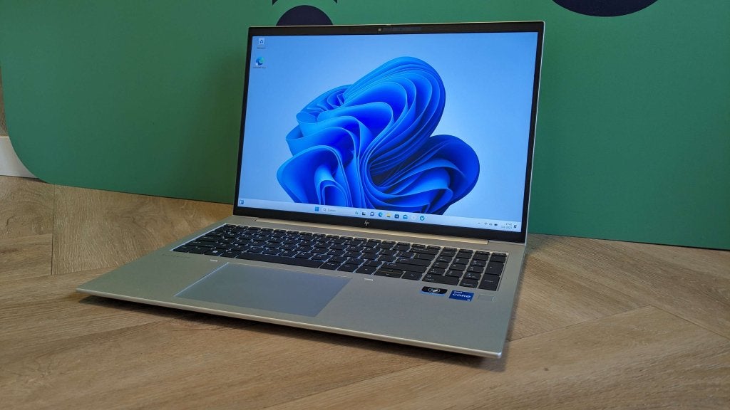 HP EliteBook 860 G10 - 400 nits / Core i7-1360P / 16GB / 512, Niet ingevuld, Qwerty, Niet ingevuld, Ophalen of Verzenden