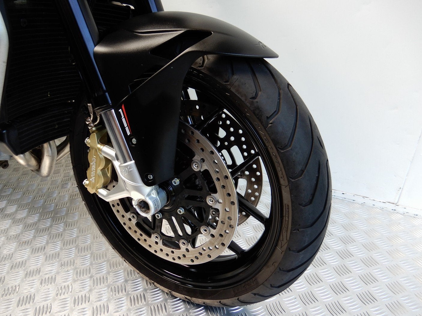 MV Agusta BRUTALE 675 (bj 2014), Info@brouwermotorsport.nl, Brouwer motorsport, Bedrijf, Patroonstraat 3
3861 RN  NIJKERK