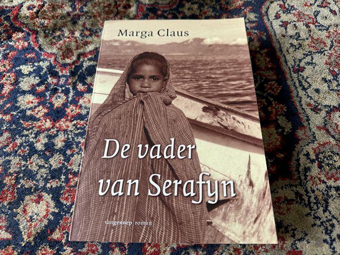 De Vader van Serafyn. Marga Claus. Softcover, 320 blz., Boeken, 20e eeuw of later, Ophalen of Verzenden, Zo goed als nieuw, Marga Claus