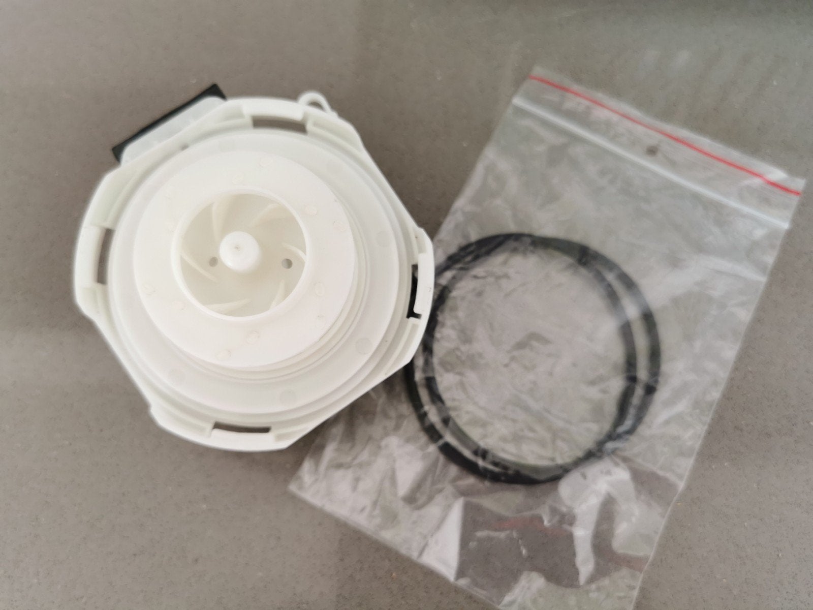 Nieuwe Circulatiepomp Set C00731573 voor Wasmachine/Vaa, Ophalen of Verzenden, Nieuw