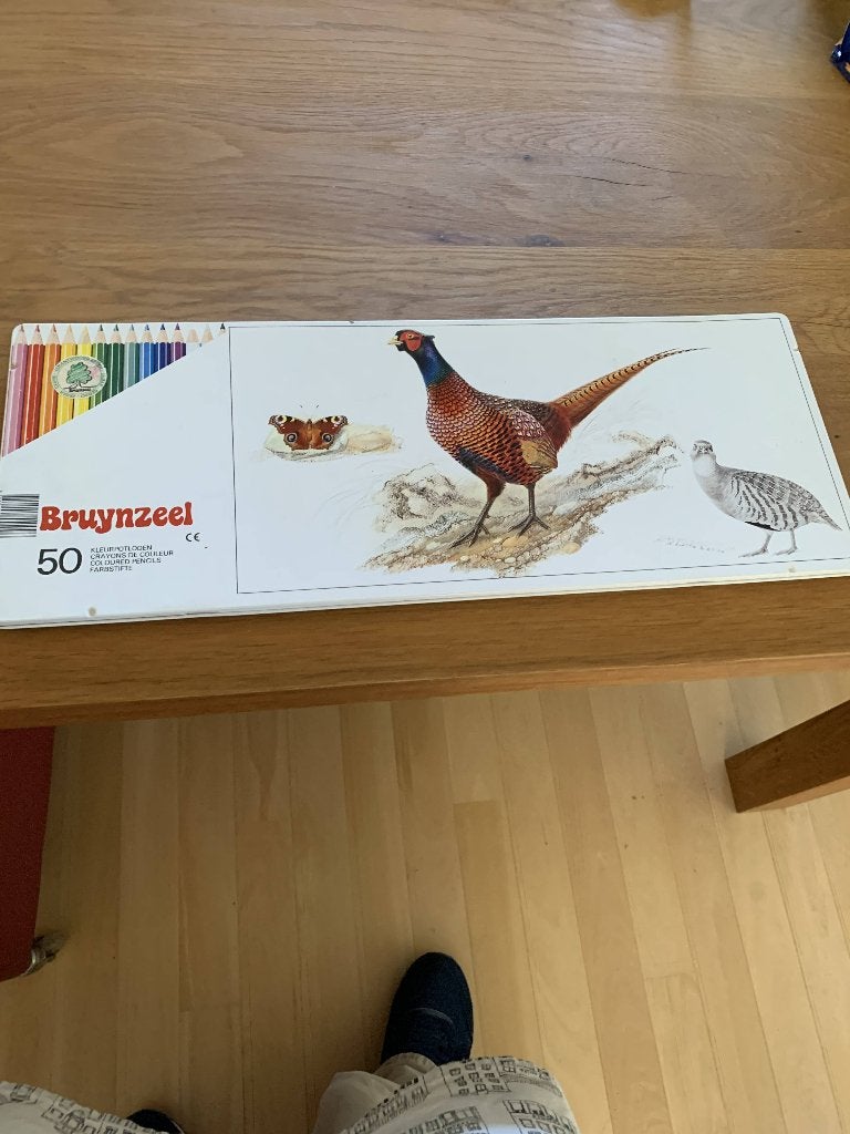 Kleurpotloden in grote doos, Ophalen of Verzenden, Gebruikt, Overige typen
