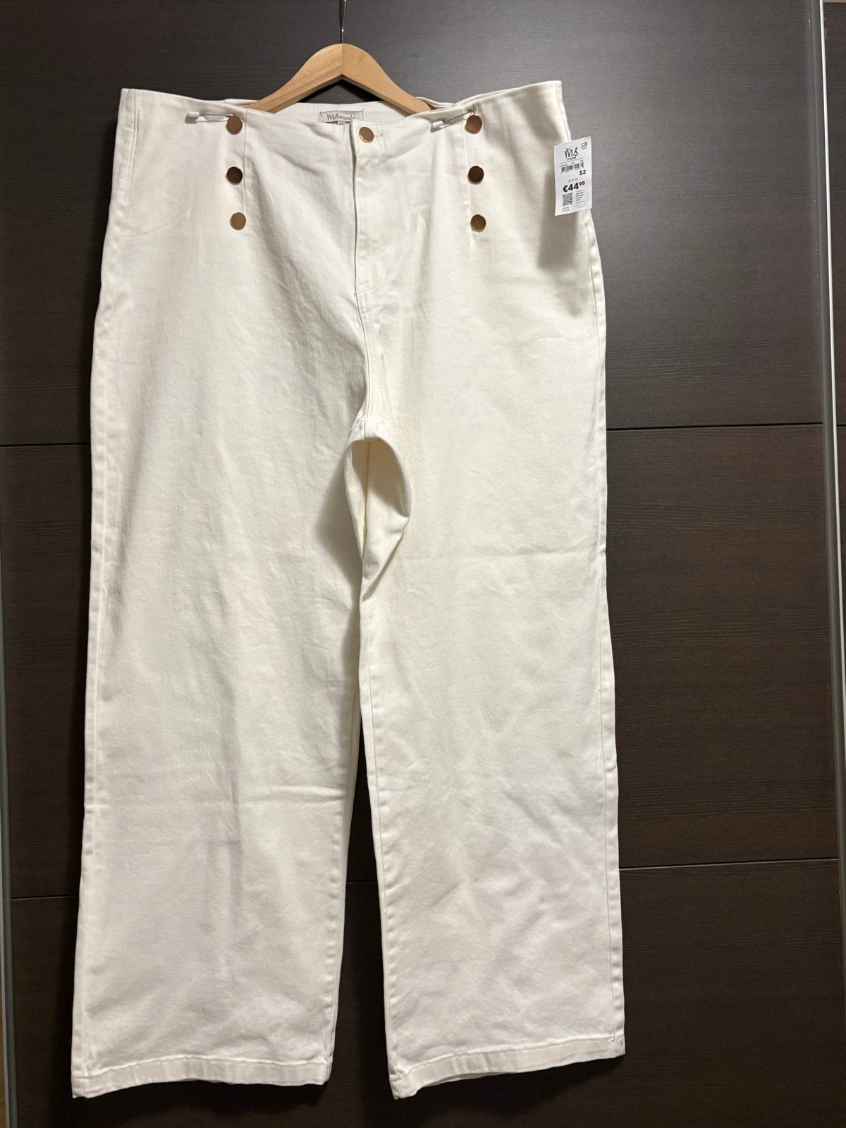 M&Mode Witte Broek met Gouden Knopen - Maat 52, Wit, Maat 46/48 (XL) of groter, Nieuw, Ophalen of Verzenden