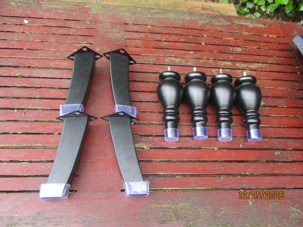 2 sets Stoelpoten, Ijzer / Hout. 17 cm, Huis en Inrichting, Stoelen, Ophalen of Verzenden, Bruin, Hout, Eén