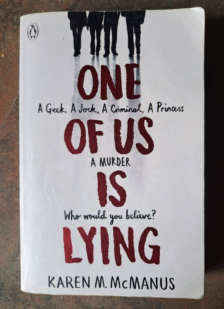 One of us is lying (Karen M. McManus), Ophalen of Verzenden, Gelezen