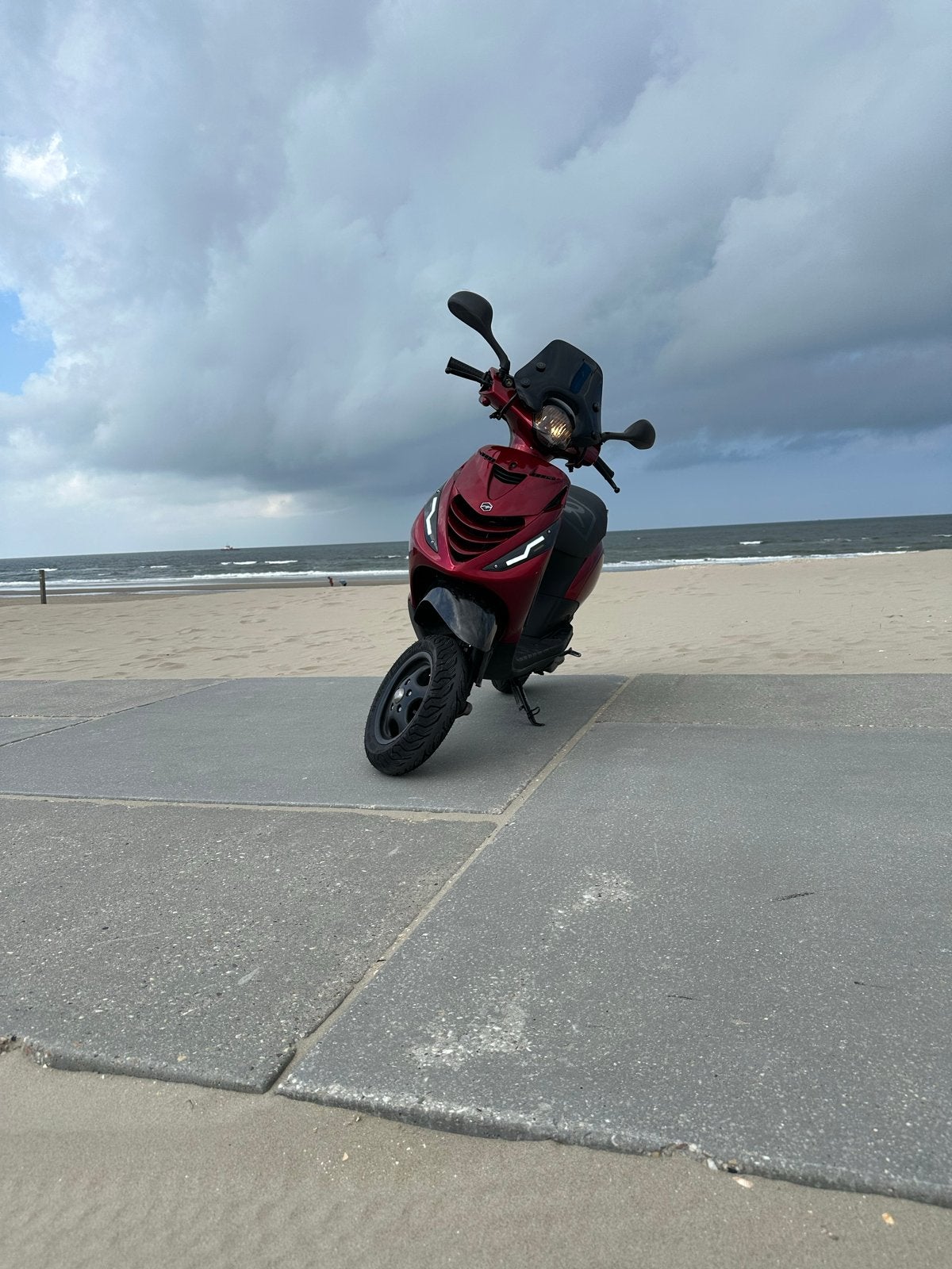 Piaggio Zip 2000 - Zo goed als nieuw, Ophalen, Zo goed als nieuw, Overige typen, Piaggio