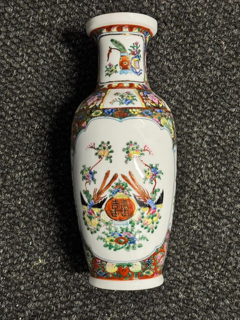 Antieke Chinese porseleinen vaas met handgeschilderde decora, Antiek en Kunst, Ophalen of Verzenden