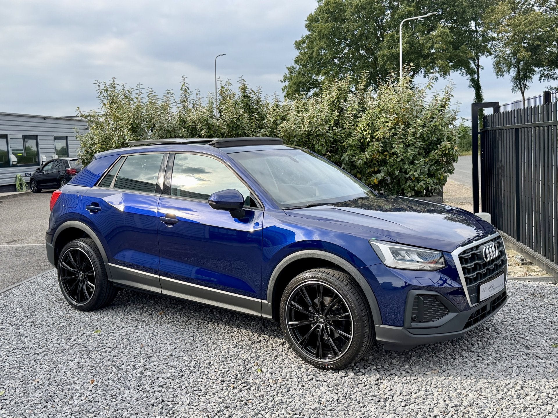 Audi Q2 30 TFSI Advanced Panodak|Leer|Camera|Virtueel Blauw!, Auto's, Voorwielaandrijving, Gebruikt, Met garantie (alle), Blauw