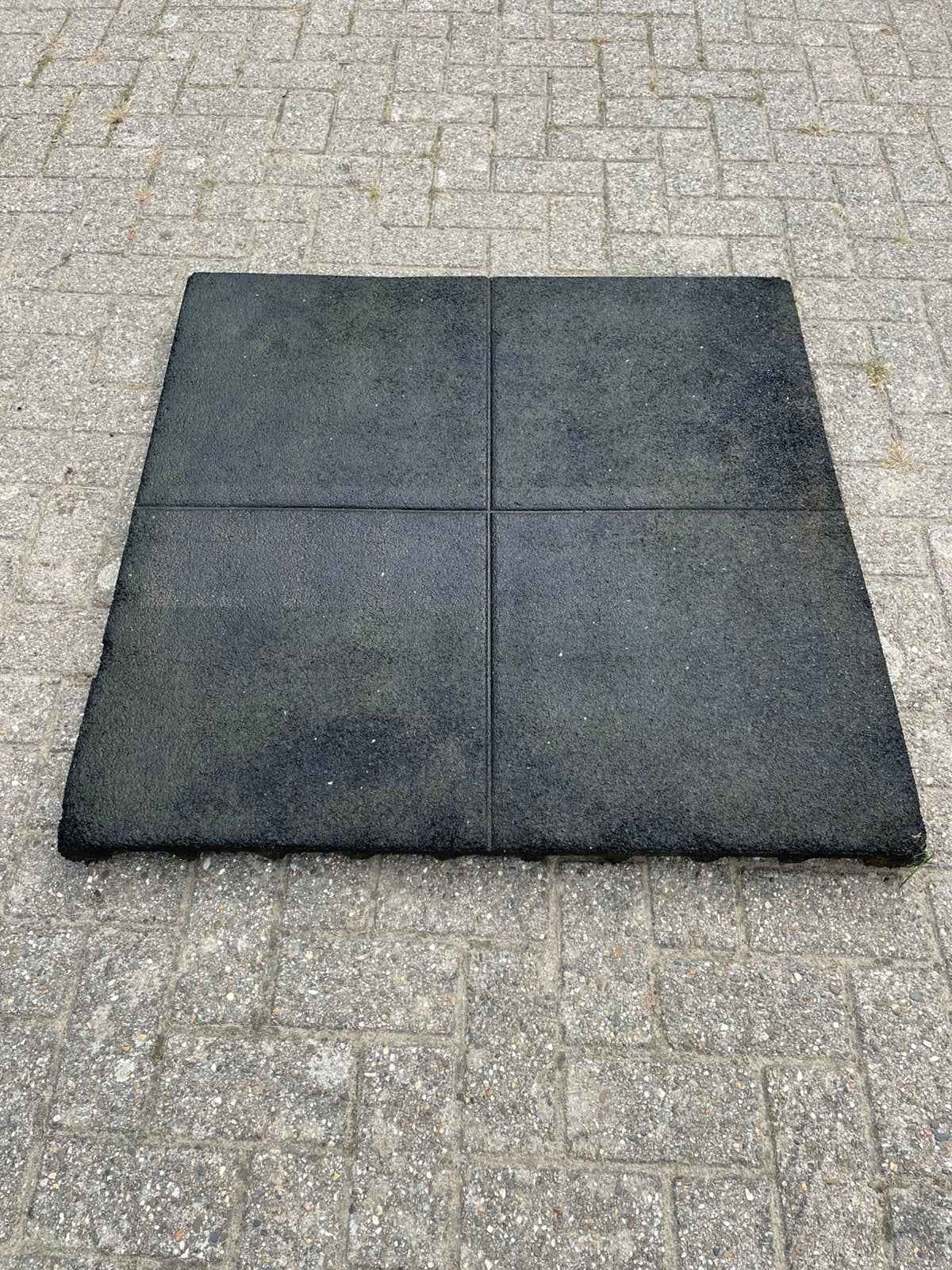 Gebruikte rubber tegels., Dieren en Toebehoren, Stalling