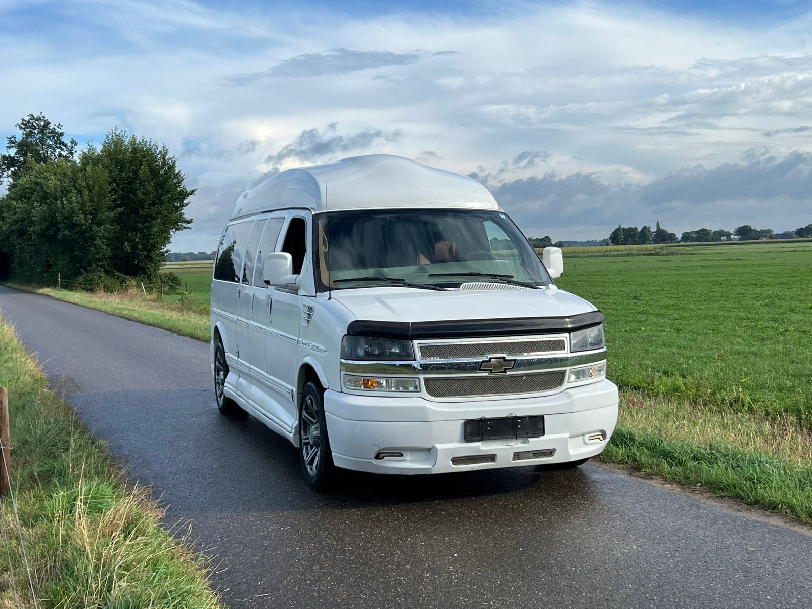 2014 Chevrolet Express Explorer *TOP OF THE LINE*  VIP RIDE