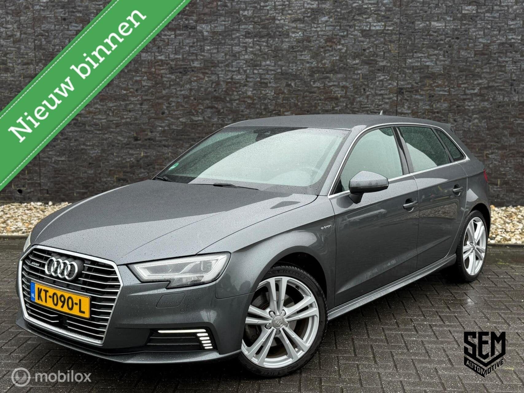 Audi A3 Sportback 1.4 e-tron Sport S-Line| Dealer OH|, Auto's, Dealer onderhouden, Gebruikt, 4 cilinders, Zilver of Grijs