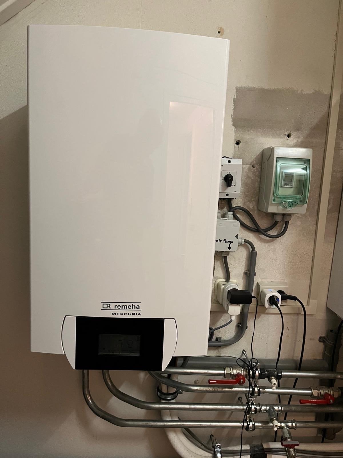 Remeha Mercuria Warmtepomp met Buitenunit - Zo goed als nieu, Ophalen, 3 snelheden of meer, Zo goed als nieuw, Energieklasse A of zuiniger