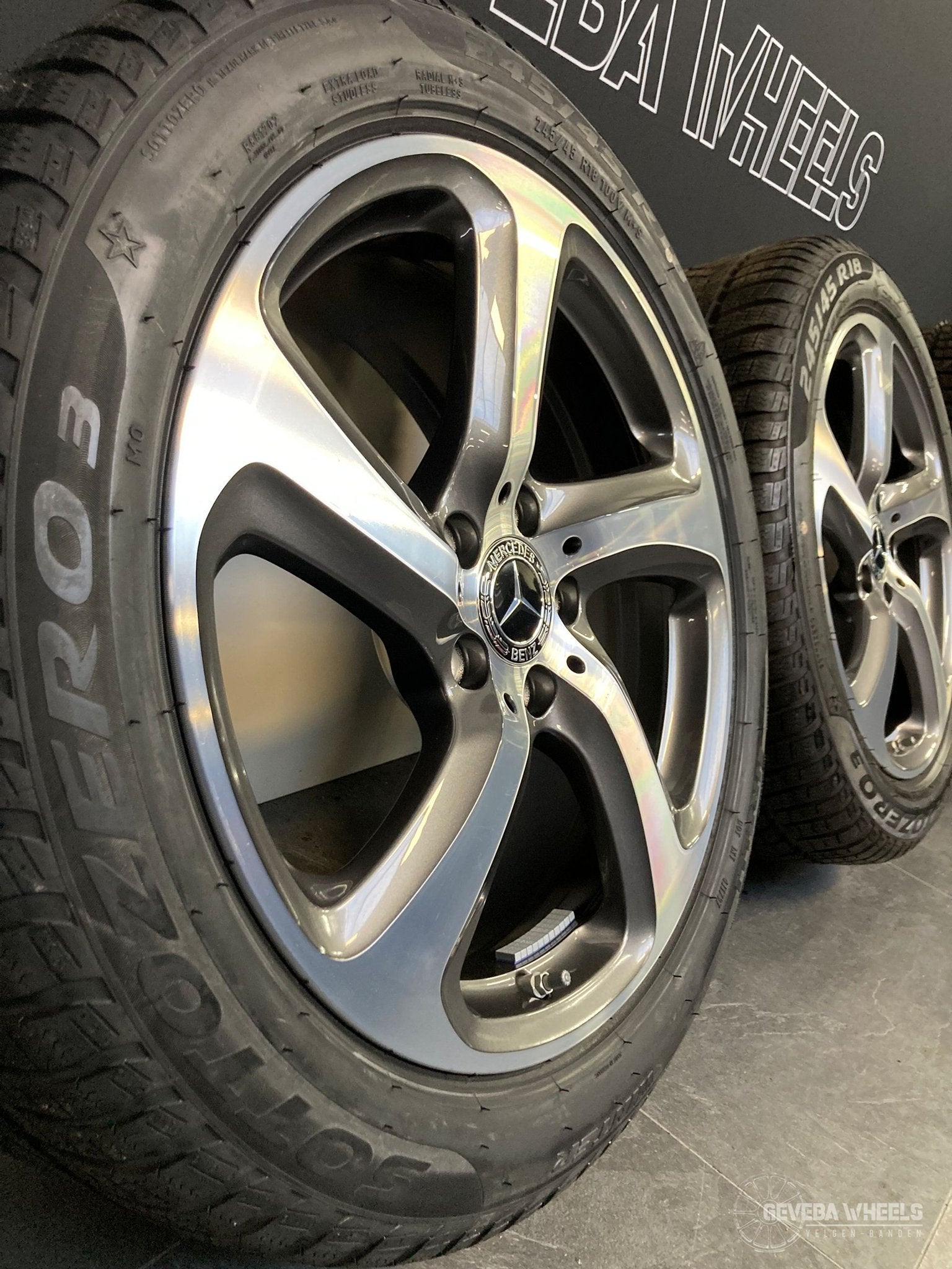 18” originele Mercedes E W213 velgen + winterbanden breedset, 18 inch, -, -, Banden en Velgen