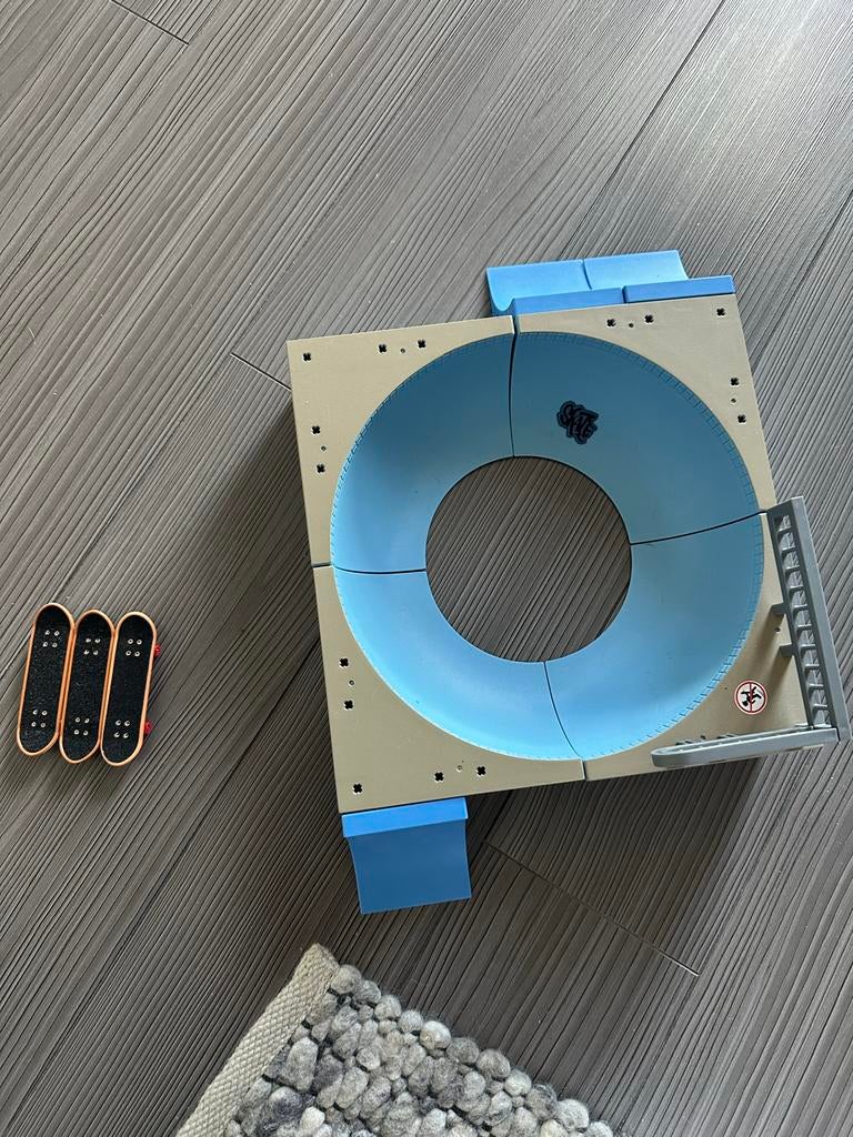 Tech Deck mini skateboard baan met 3 skateboards, Kinderen en Baby's, Speelgoed | Overig, Ophalen, Gebruikt, Jongen of Meisje